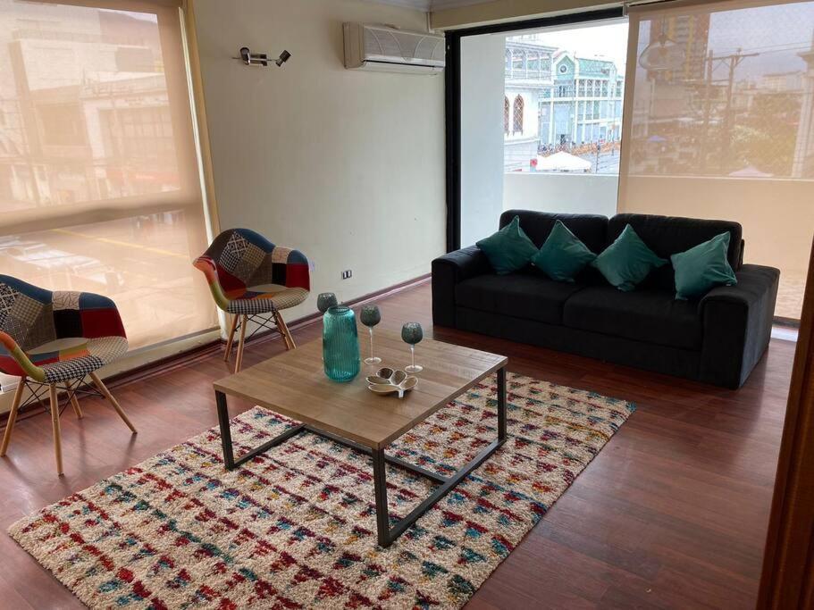 Centrico Y Amplio Departamento Con Terrazas Iquique